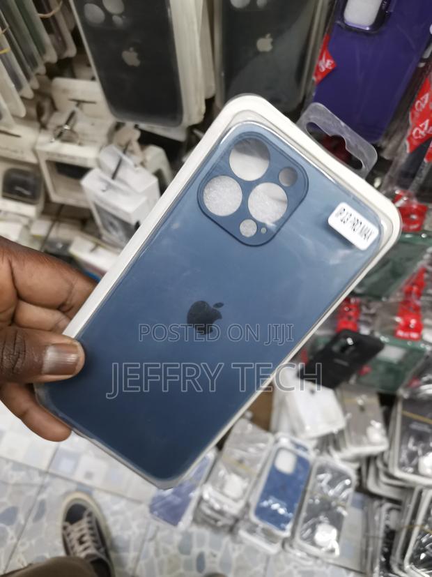 iPhone "13 Pro Max" AG Premium Glass Case - thumbnail 3