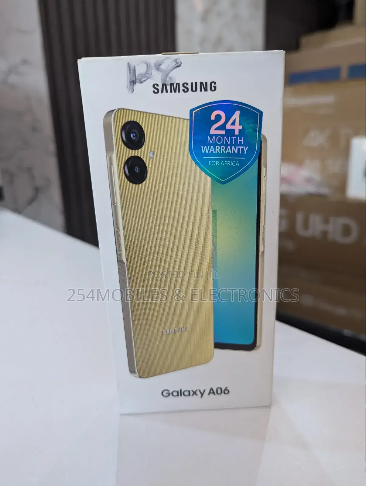 New Samsung Galaxy A06 128 GB Gold