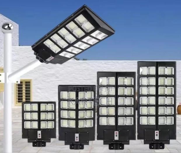 Integrated 800W All in One LED Solar Street Light - main view
