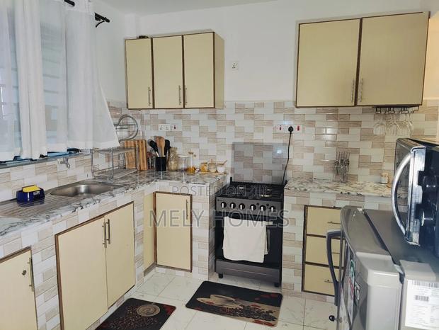 Membly - Eastern Bypass Executive 2-Bedroom - thumbnail 7