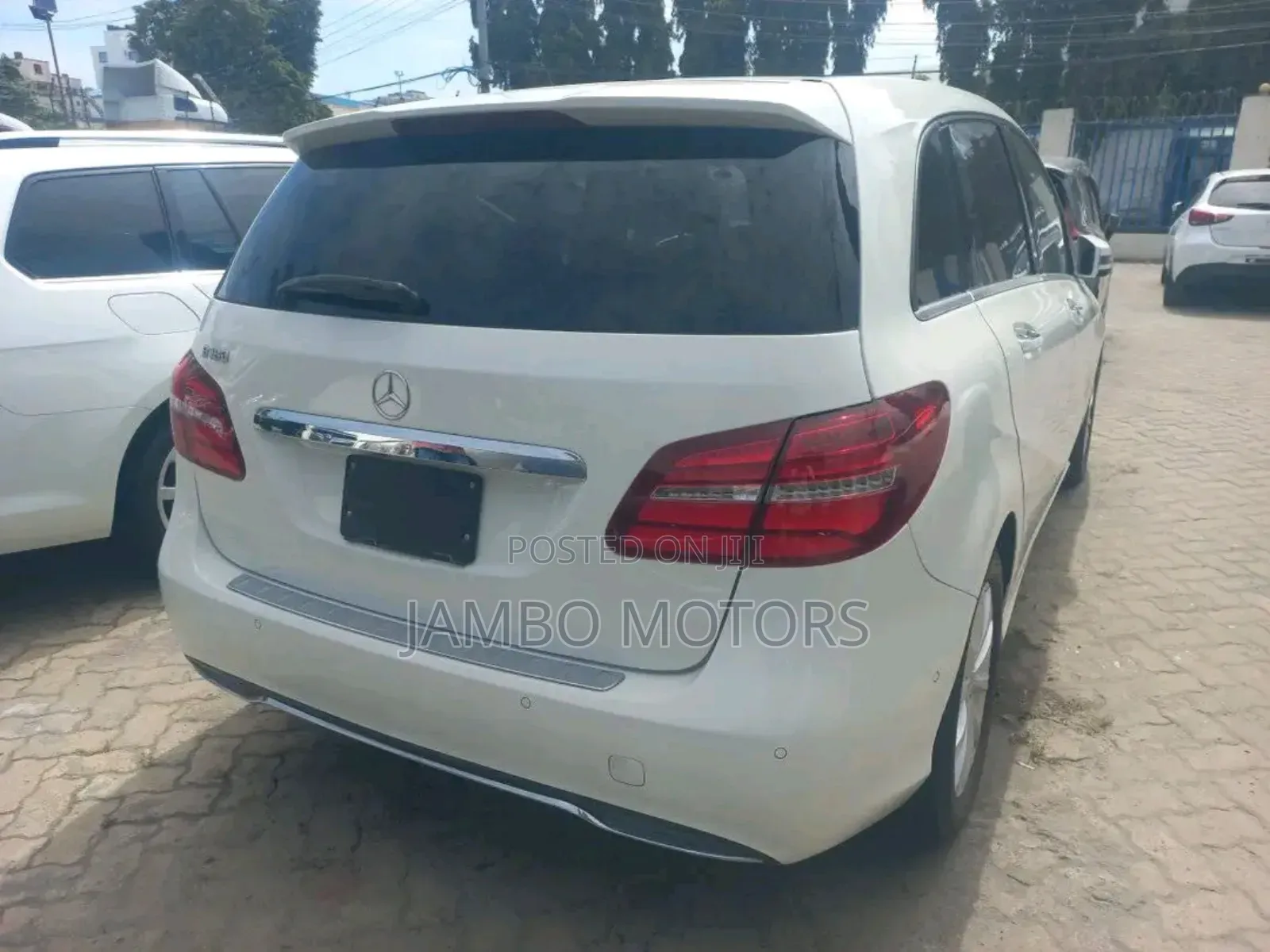 Mercedes-Benz B-Class 2018 White
