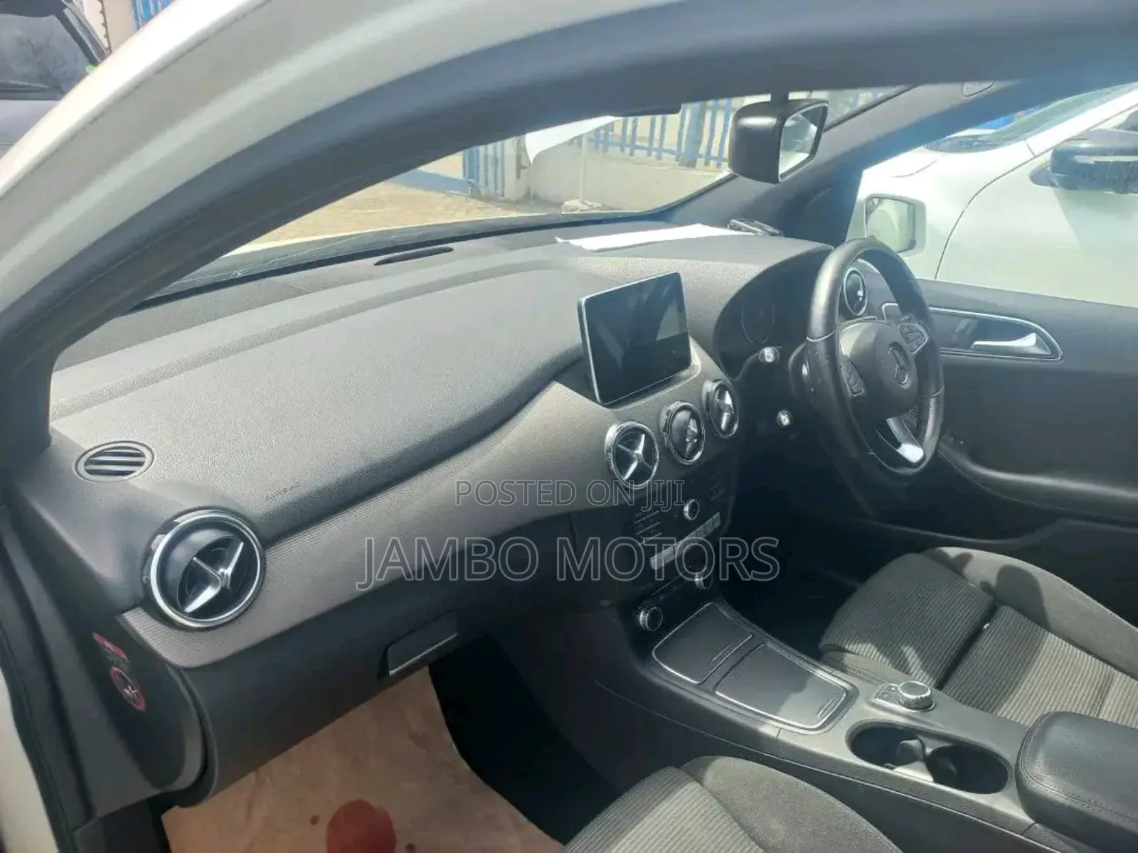 Mercedes-Benz B-Class 2018 White