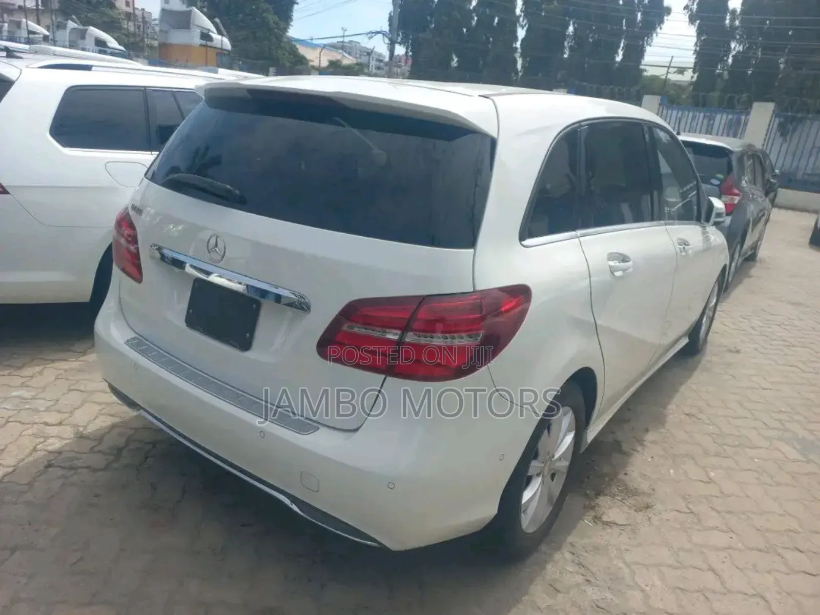 Mercedes-Benz B-Class 2018 White