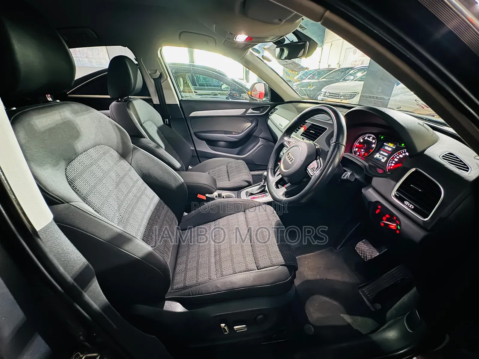 Audi Q3 2017 Gray