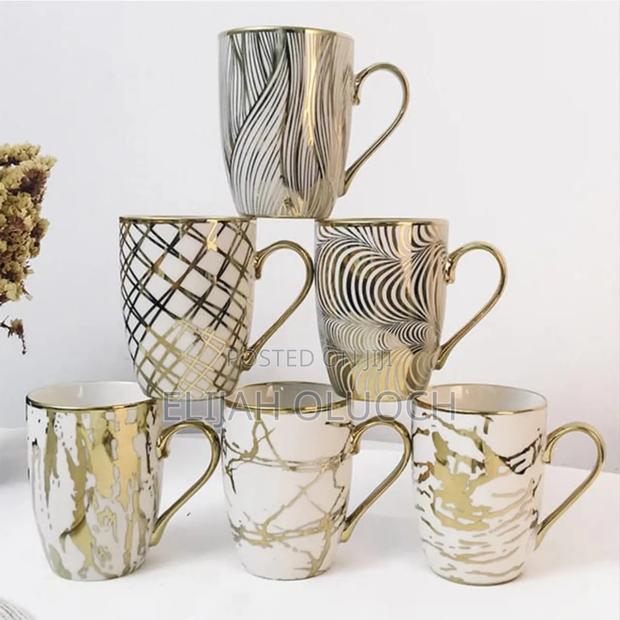 Classy Vintage Gold Mugs - main view