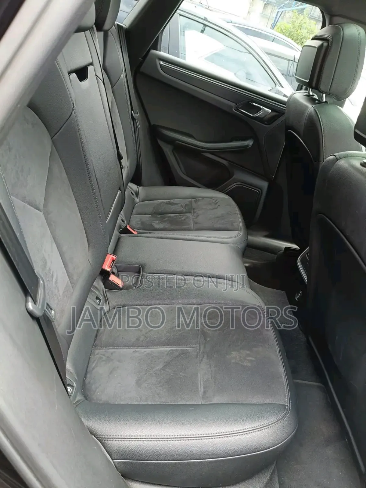 Porsche Cayenne Base AWD 2018 Black