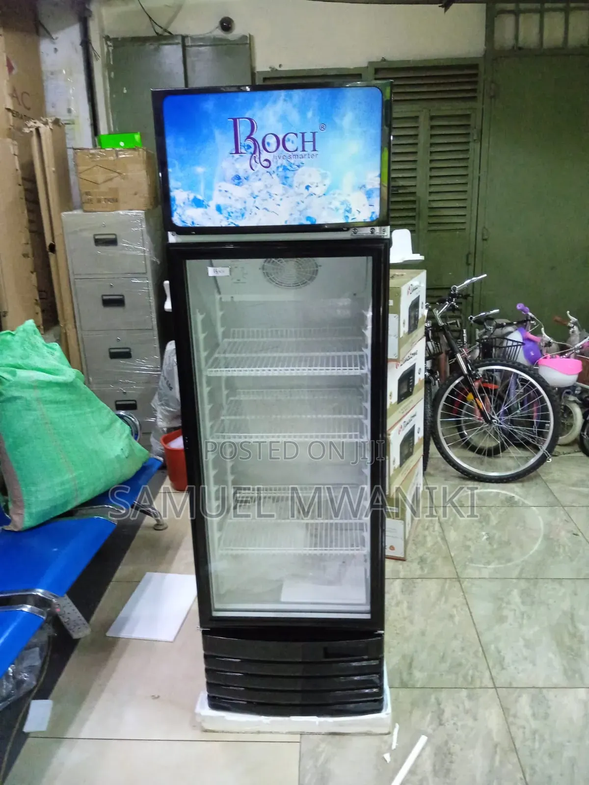 Roch 209L Showcase Refrigerator