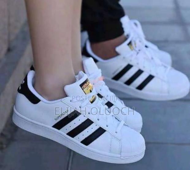 Adidas Superstar - main view