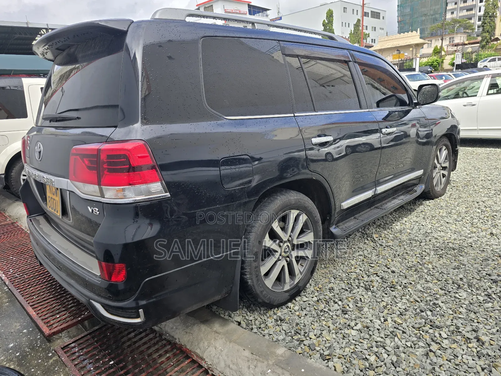 Toyota Land Cruiser 2013 Black