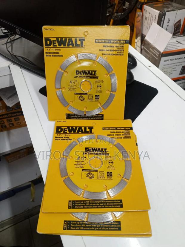 Dewalk Diamond Blade 4.5" Inches - main view