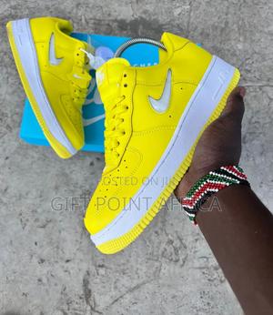 Yellow Nike Airforce 1 Unisex Sneakers - thumbnail 2