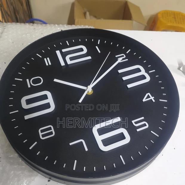 Wall Clock Spy Camera Security Surveillance - main view