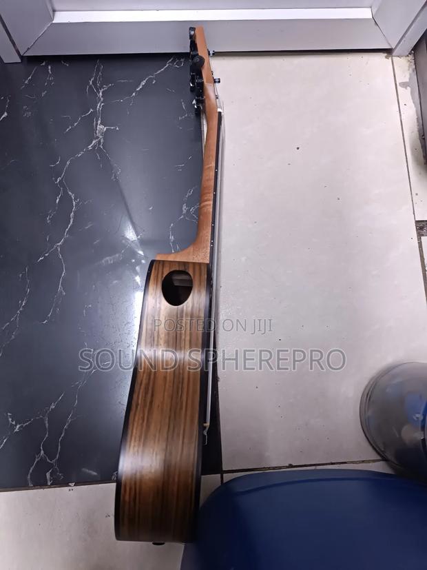 Ukelele Size 24 Concert - thumbnail 3