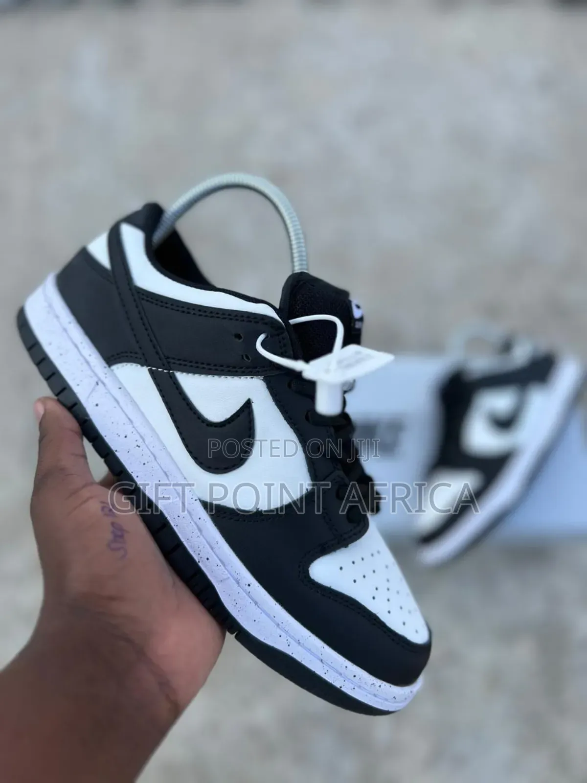 *Nike Sb Dunk Panda Doted* 
 Sneakers