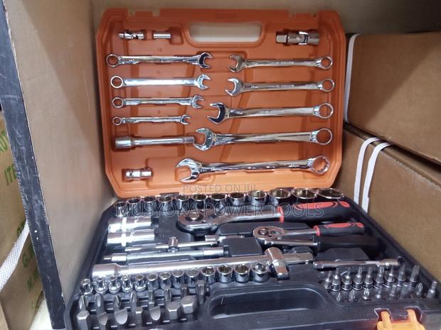 82pcs Toolset Chrome