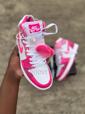 Nike Air Jordan 1 Hyperpink* Ladies Sneakers