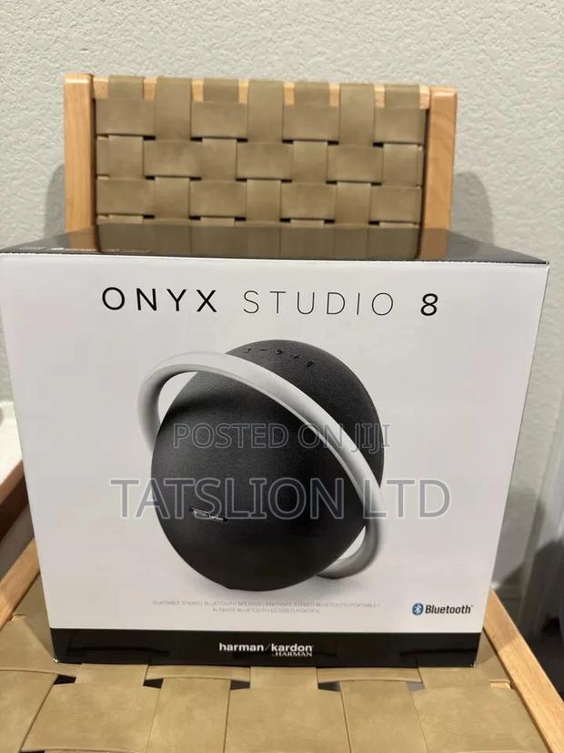 Harman Kardon Onyx Studio 8 Speaker Black