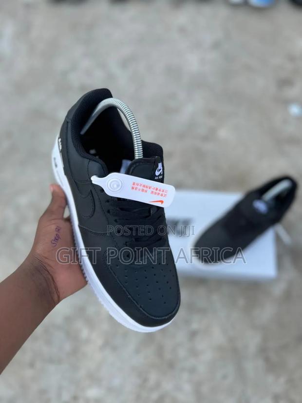 *Airforce 1 Low Cut Sneakers - main view