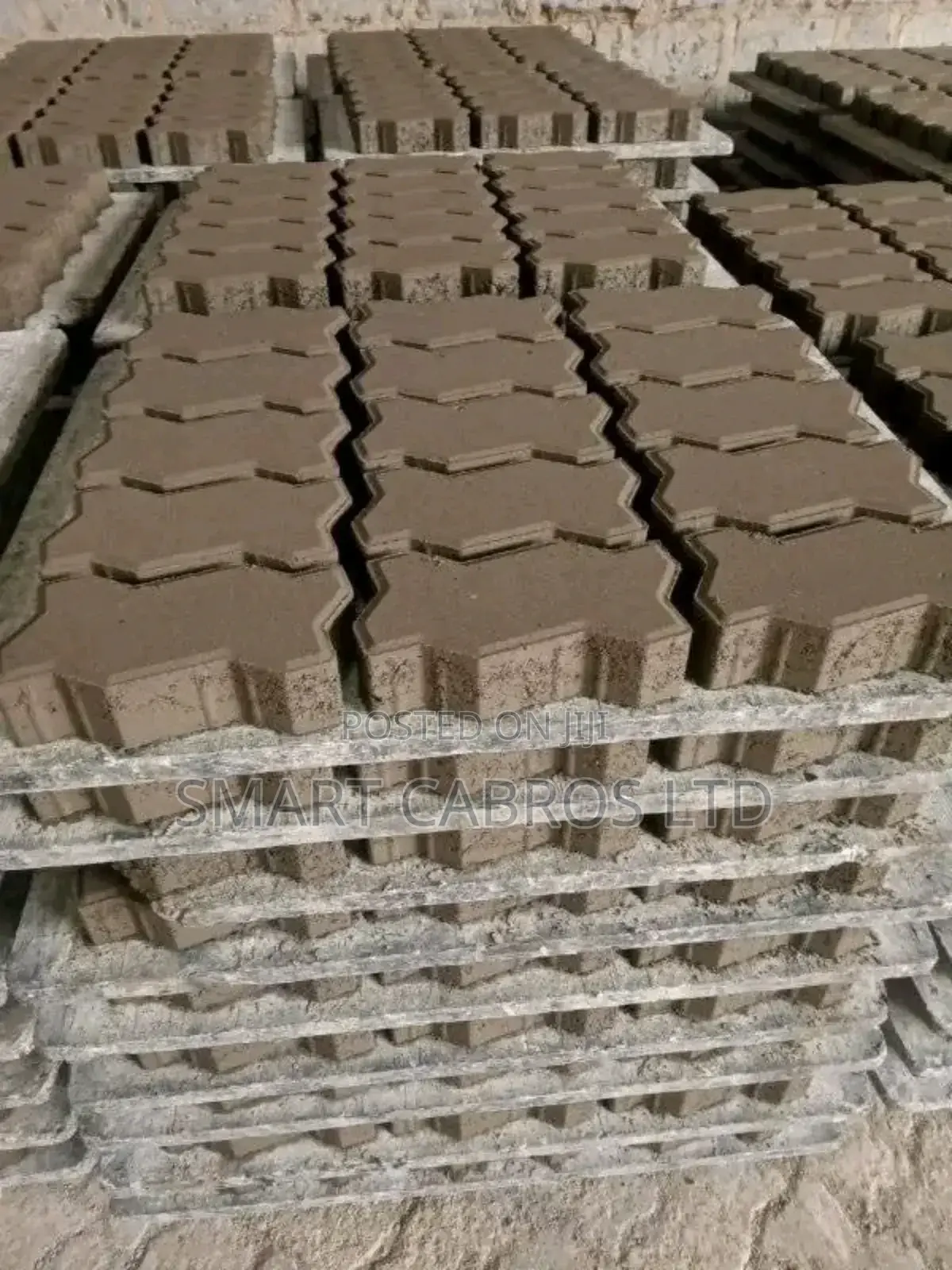 Ordinary Cabros Available With Good Quality