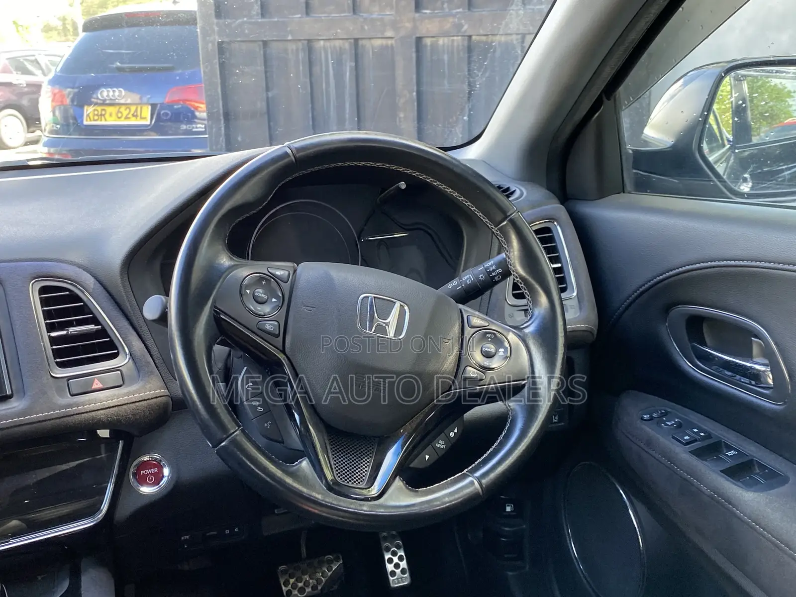 Honda Vezel 2018 Black