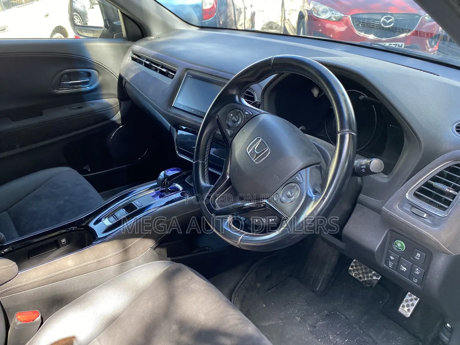 Honda Vezel 2018 Black