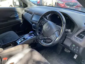 Honda Vezel 2018 Black