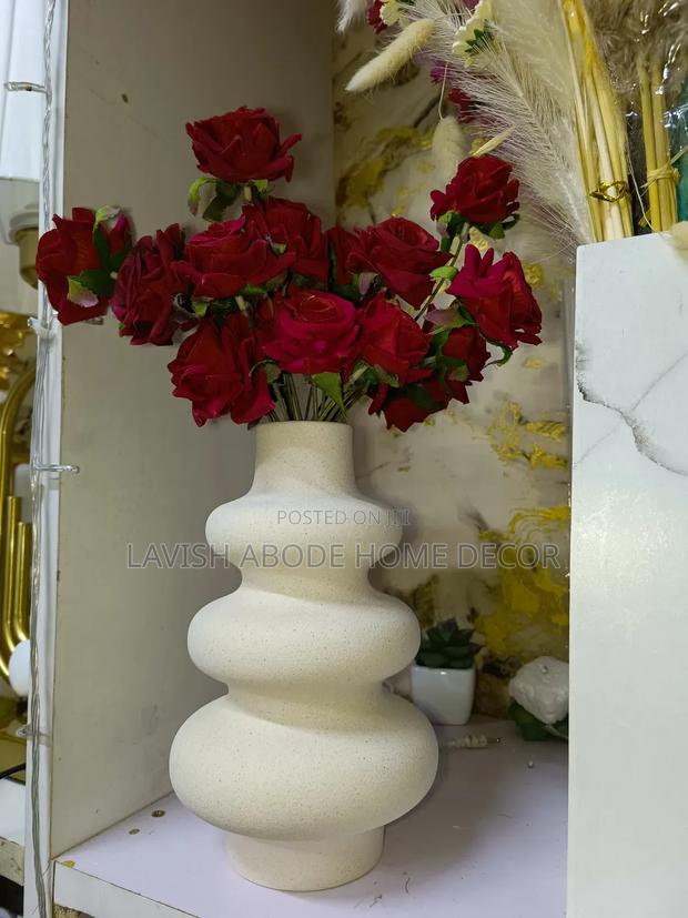 Artificial Red Rose Flowers for Decor - main view