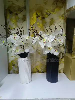 Unbreakable Vases With Flowers in Black and White