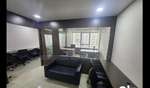 NEAT And Professional Offices In A Good Area - thumbnail 2