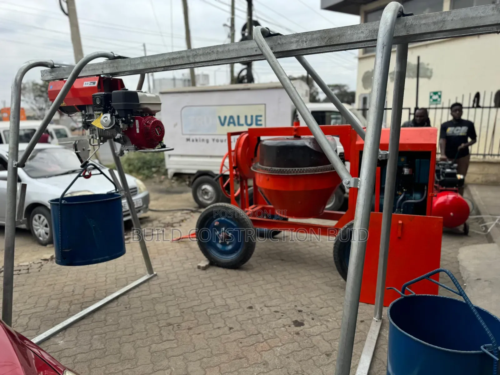 Double Bucket Concrete Hoist.