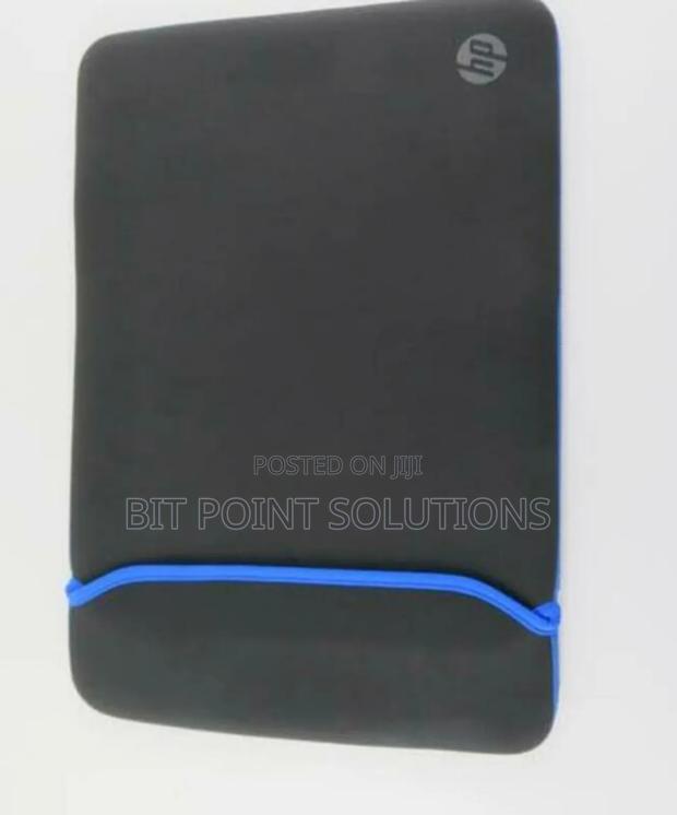 HP Black/Blue Neoprene Sleeve 15.6" - V5C31AA// HP Laptopbag