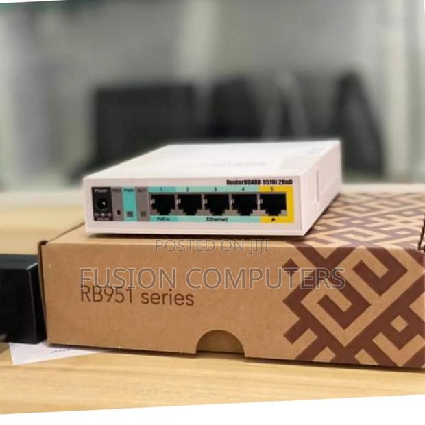 Mikrotik RB951UI-2HND Wireless Access Point. - main view