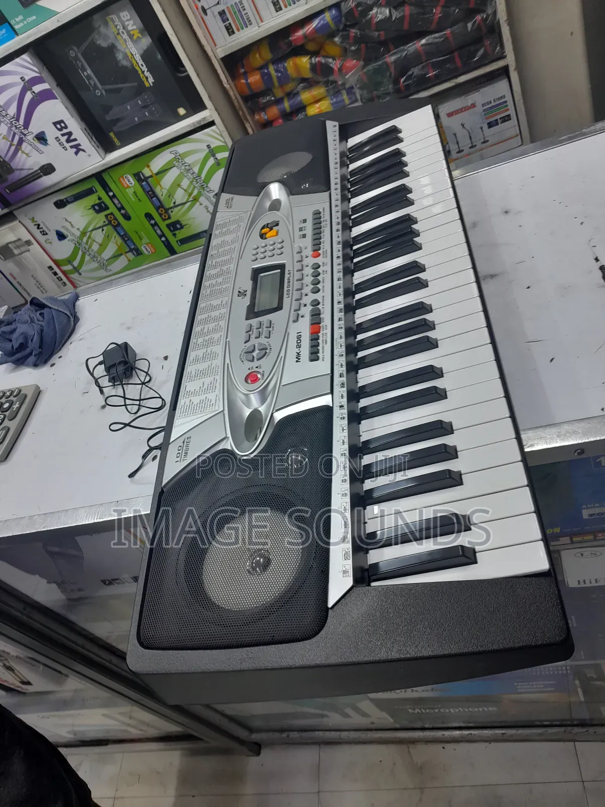 Electronic Teaching Keyboard Mk 2061