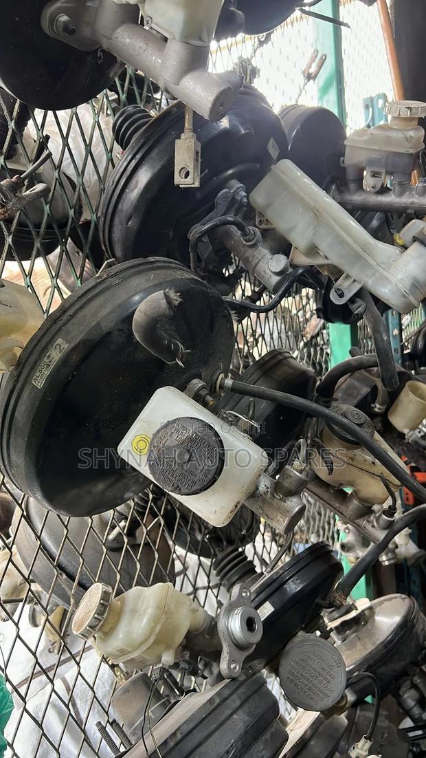 Brake Booster and Master Cylinder Nissan Skyline Old Mode - main view