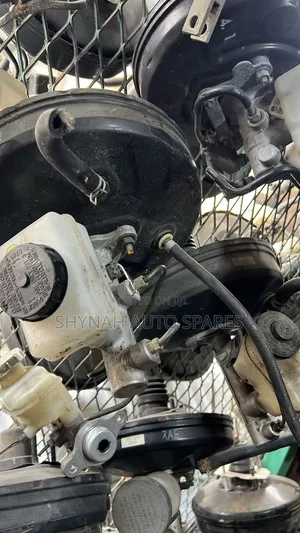 Brake Booster and Master Cylinder Nissan Skyline Old Mode