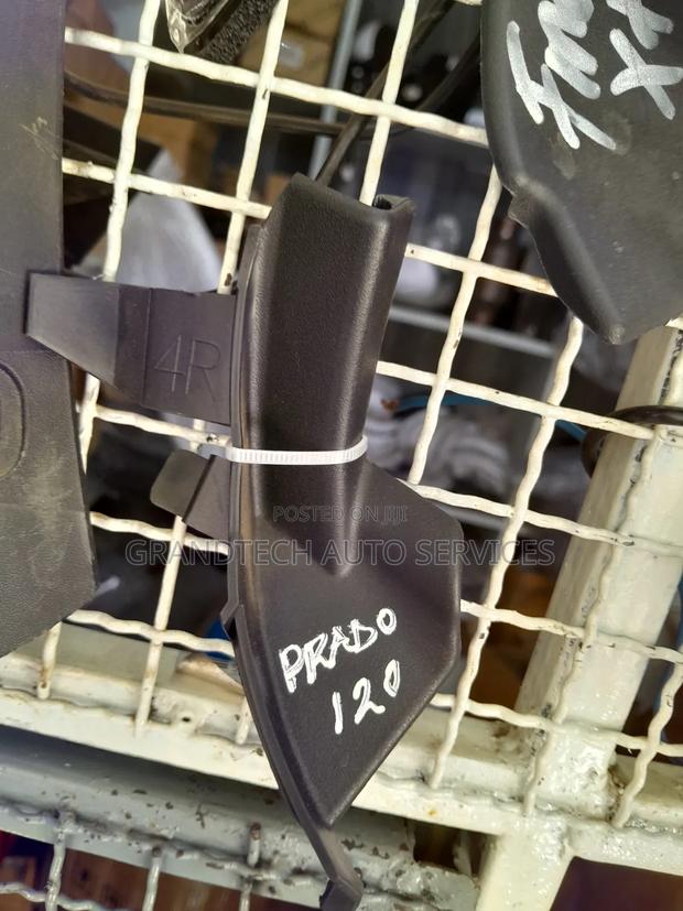 Landcruiser Prado 120 Windscreen Finisher