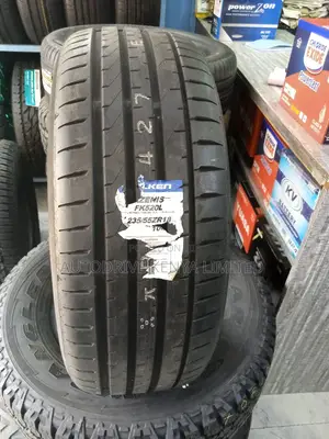 235/55r18 Falken Azenis Fk520 Tire