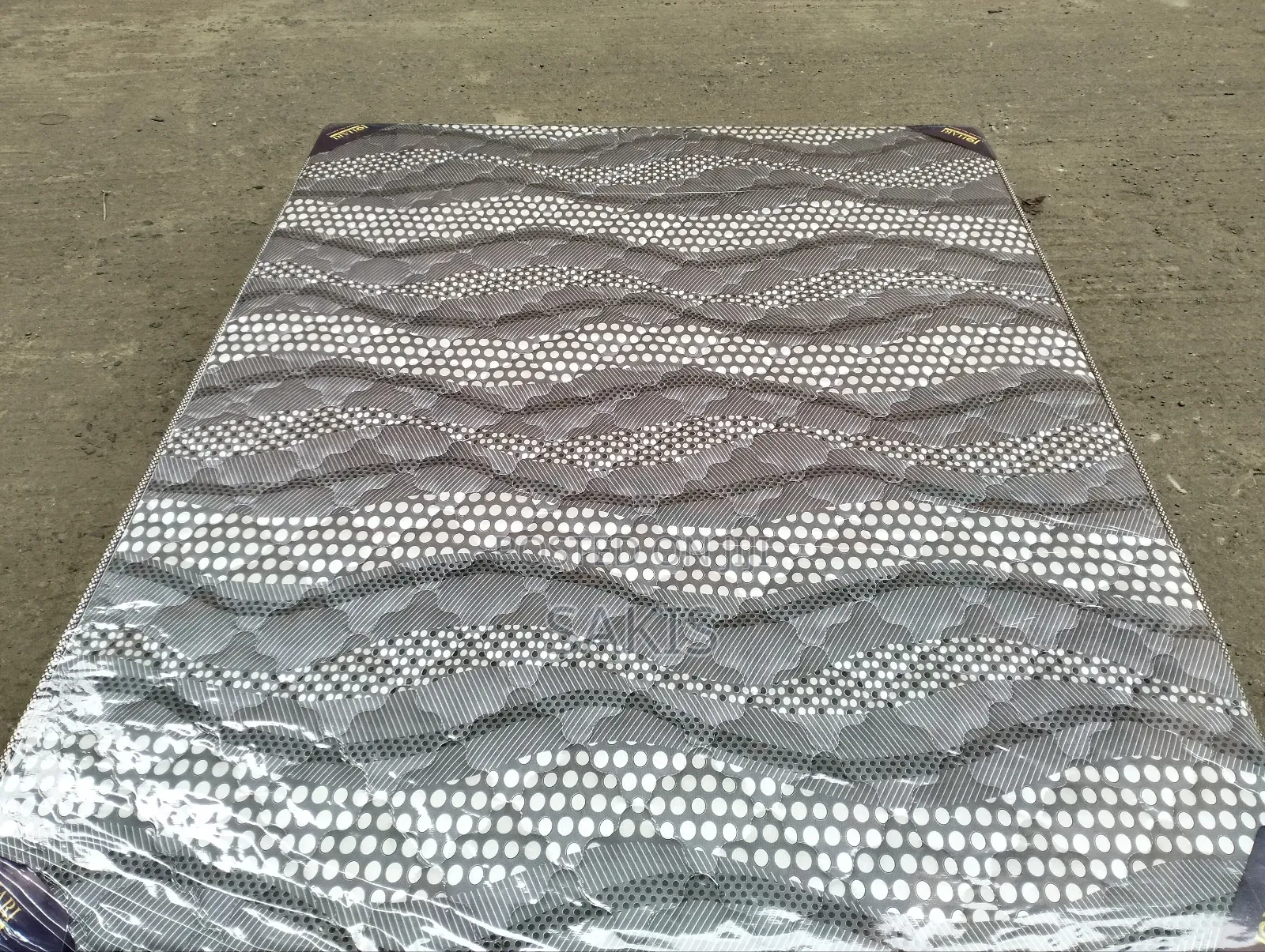 Omoka Na Johari 4 X 6 X 8" High Density Quilted Mattresses
