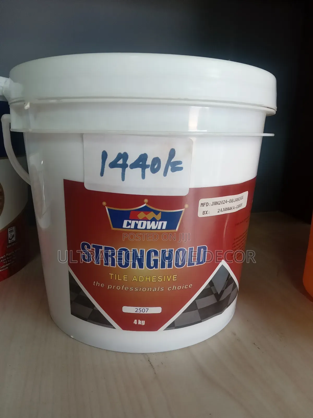 Stronghold Tile Adhesive 4kg