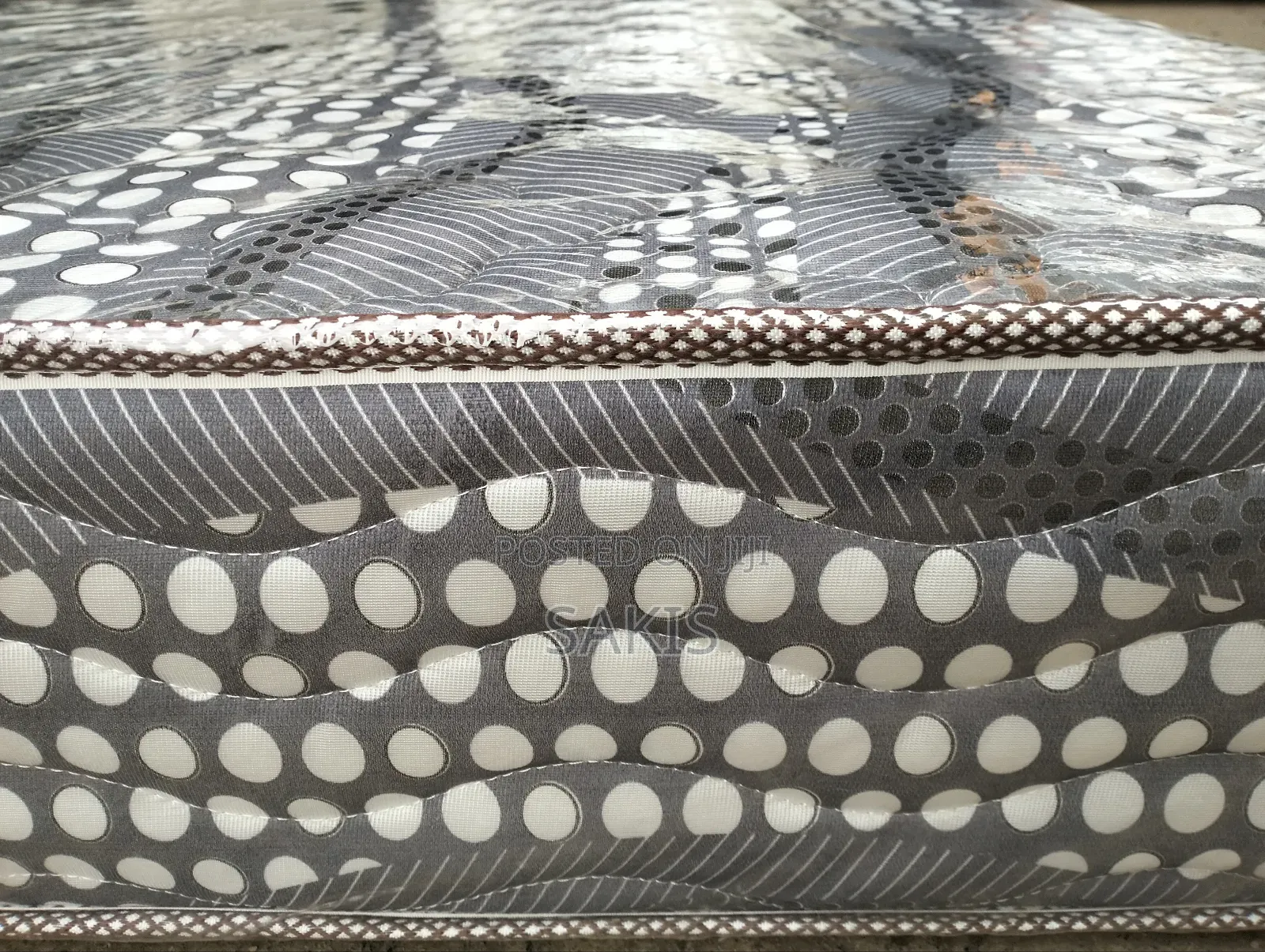 Chomoka Na 4 X 6 X 8 Johari High Density Quilted Mattresses