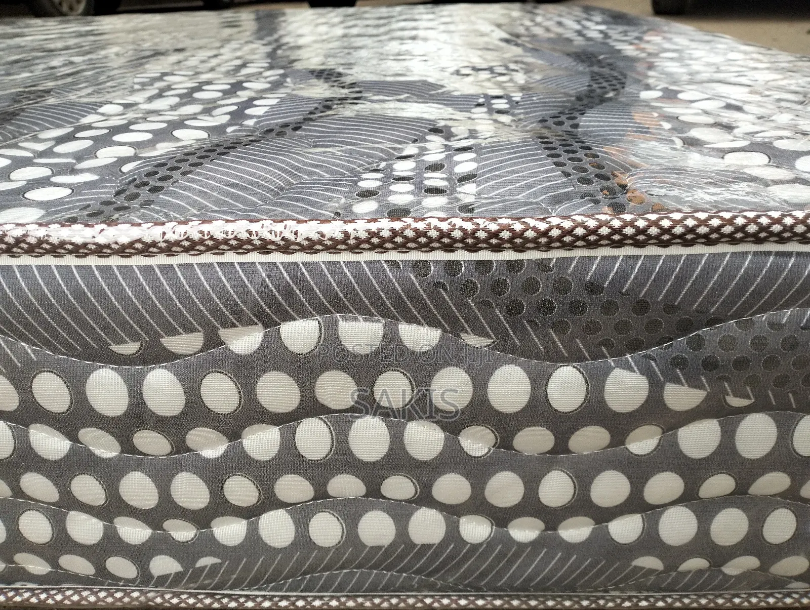 Chomoka Na 4 X 6 X 8 Johari High Density Quilted Mattresses
