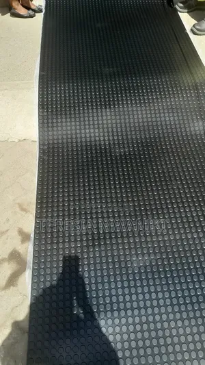Anti Slip 3mm Black (Coin Stud Mat for Garage)