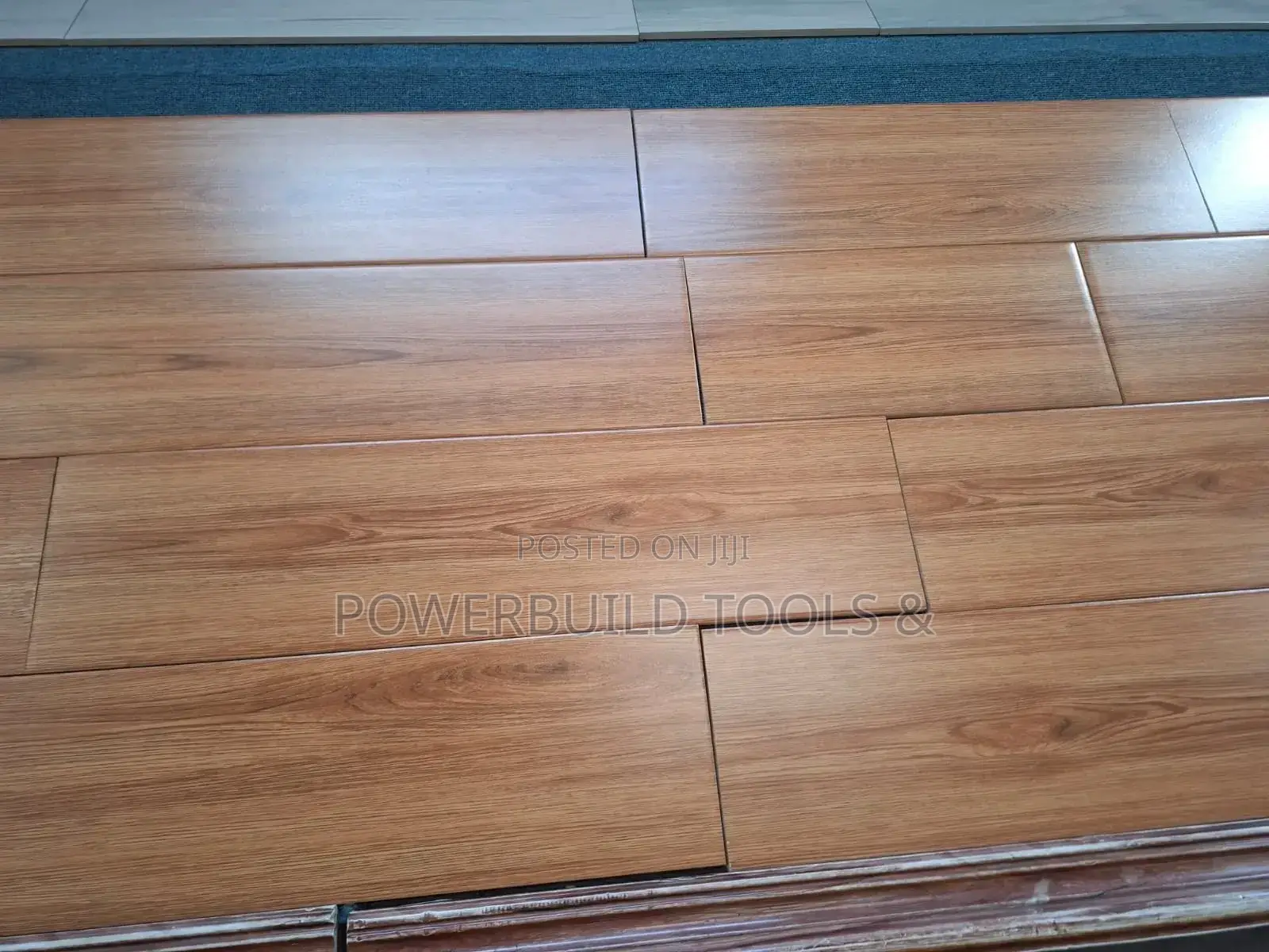 Polished Woodlike Ceramic Floor Tiles