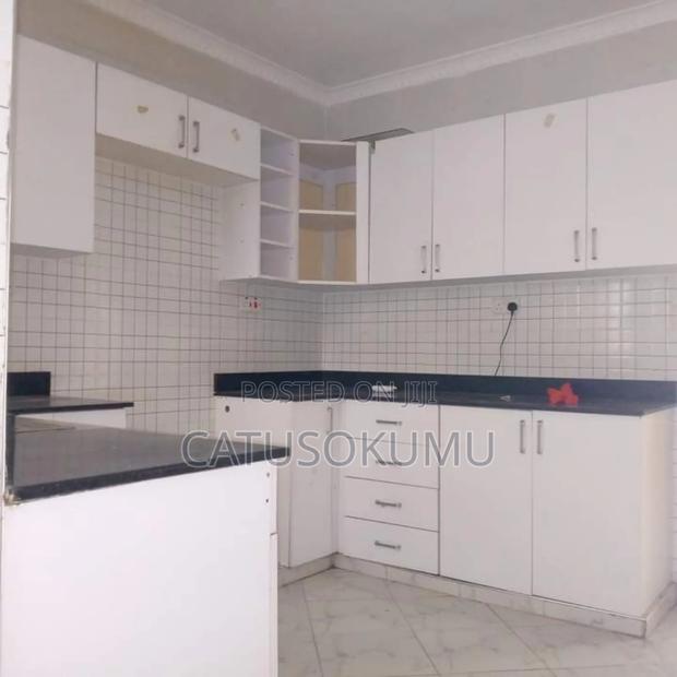 4bdrm Maisonette in Gateway Mall Area for rent - thumbnail 16
