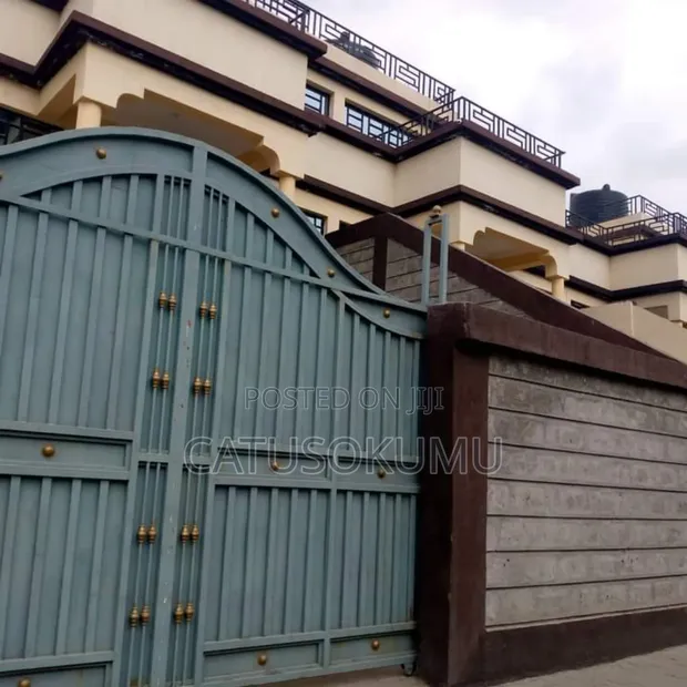 4bdrm Maisonette in Gateway Mall Area for rent