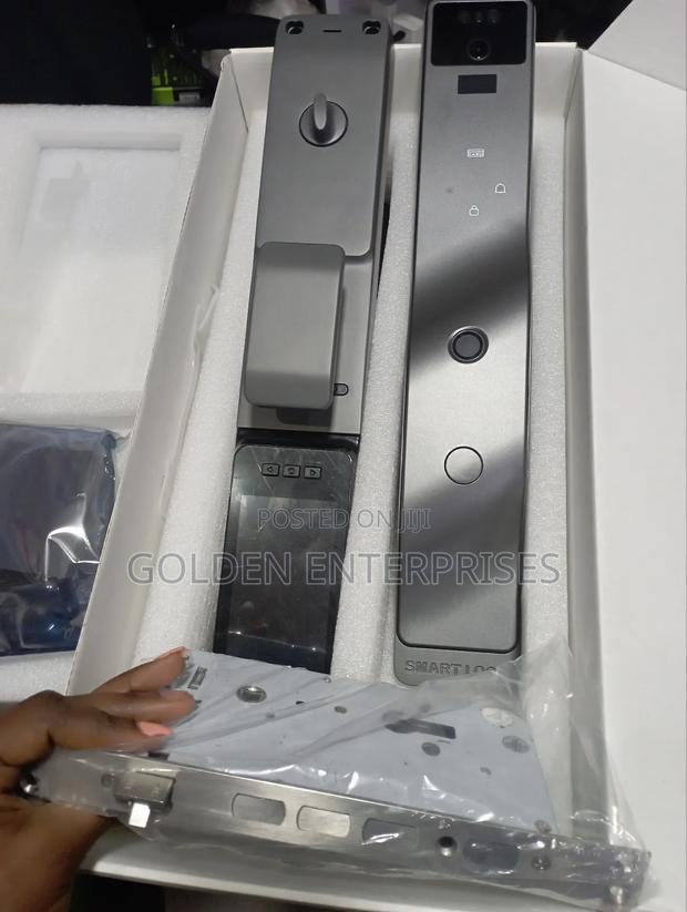 Smart Door Lock With 3D Camera Face Recognition and Bell - main view