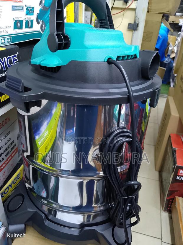 Vacuum Cleaner Wet and Dry 20L Power Action