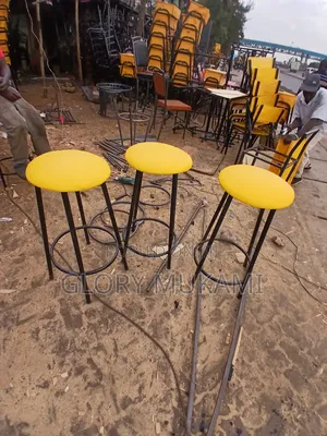 Rrestaurants and Bar Stools