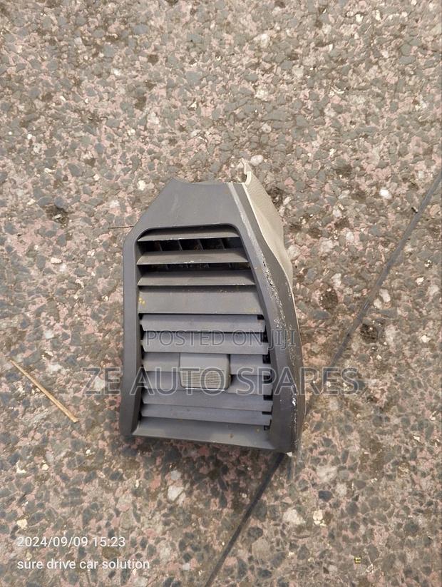 Premio 260 Dashboard Vent Available - thumbnail 2