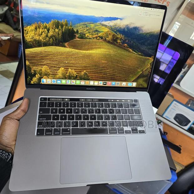 Laptop Apple MacBook Pro 2019 32GB Intel Core I7 SSD 512GB